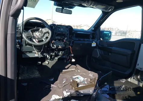 2023 Ford F-150 Platinum from USA, damaged, VIN 1FTFW1E84PFA28131